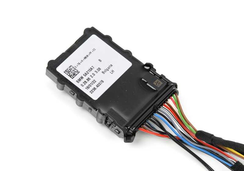 Electrónica para retrovisor izquierdo OEM 67135A210A7 para BMW X2 (F39). Repuesto original BMW.