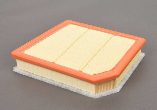 Filtro de aire OEM 13718480931 para BMW {F40, F44, F39} y MINI {F54, F56, F60, F60N}. Recambio original BMW y MINI.