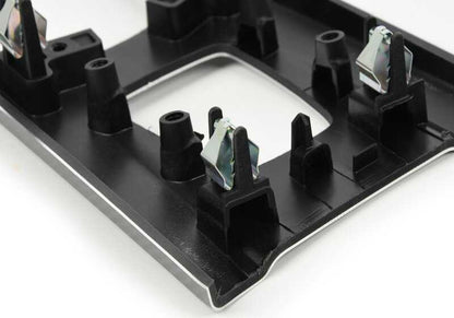 Embellecedor aluminio consola central OEM 51166830580 para BMW F33 {420d, 420i, 425d, 430d, 430i}. Original BMW.