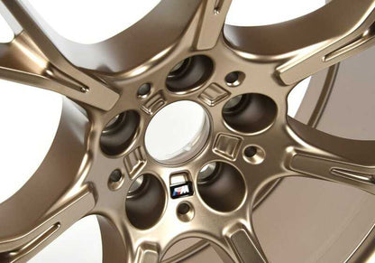 Llantas de aleación M diseño Y-Spoke 789 OEM 36119501872 para BMW F90 M5 y M5 CS. Color bronce dorado, 20". Original BMW.