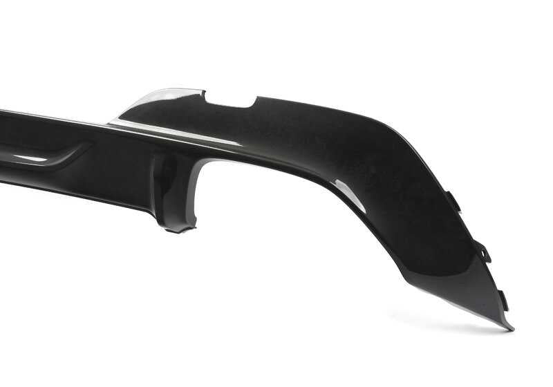 Cubierta inferior del parachoques trasero OEM 51128069391 para BMW G20, G21. Pieza original BMW.