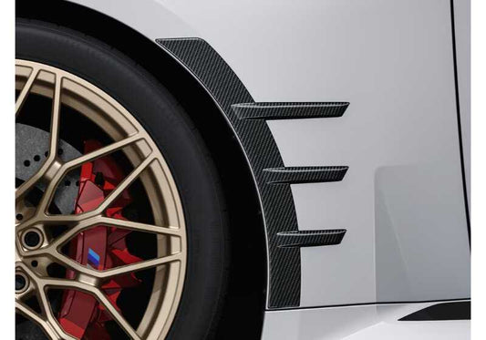 Embellecedor lateral M Performance en carbono OEM 51135A649E4 para BMW Serie 2 G87 (M2) M211, M212, M213, M221, M222, M223. Original BMW.