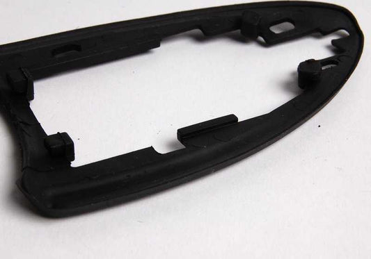 Base para cilindro de cierre izquierdo OEM 51218243631 para BMW E53. Original BMW.