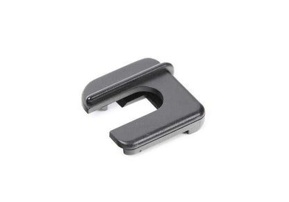 Tapa embellecedora derecha OEM 52208191980 para BMW E38 725tds, 728i. Compatible con versiones manual y automático. Pieza original BMW.
