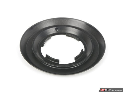 Plato antipolvo trasero OEM 33217616457 para BMW F20, F30, F32, X1, X3 y MINI Clubman, Countryman... y más. Original BMW y MINI.