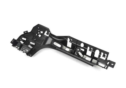 Soporte central izquierdo del parachoques trasero OEM 51125A1BF91 para BMW G20 316d, 318d, 318i. Original BMW.