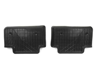 Alfombrillas traseras 3D impermeables OEM 51475A87FF4 para BMW G60 (520d, 520i, 523d, 530e, 530i). Protección interior antideslizante y a medida. Original BMW.