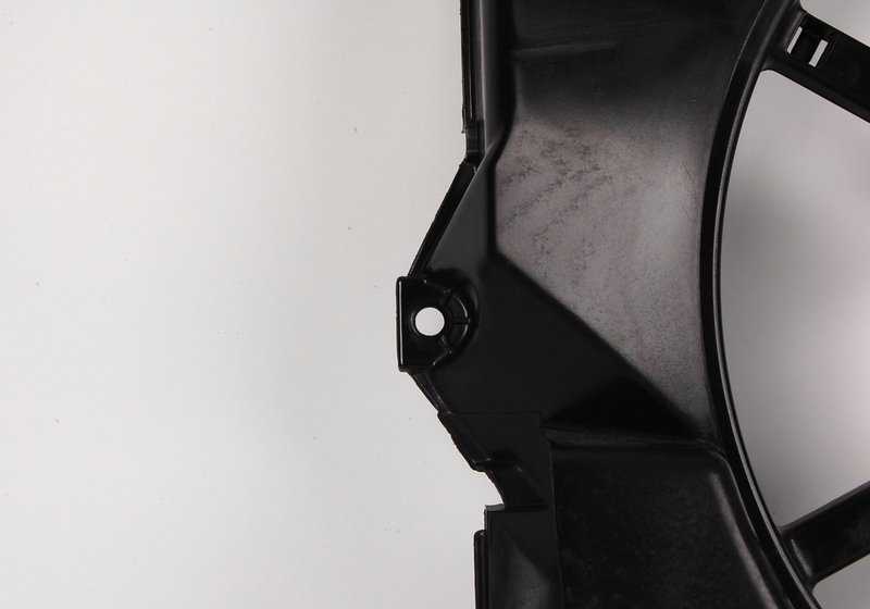Marco soporte ventilador OEM 64548370967 para BMW E36 (316i CA11, CA12, CA21, CA22, CA71, CA72 / BE11, BE12, BE21, BE22) y Z3 (1.8, 1.9). Original BMW.