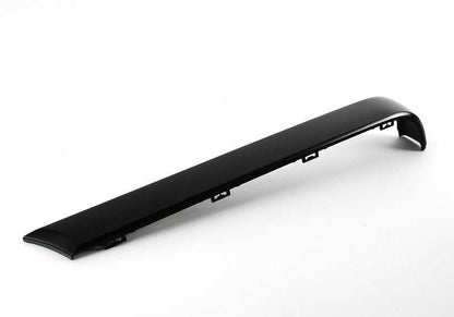 Moldura lateral trasera izquierda OEM 51121945927 para BMW E30. Original BMW.