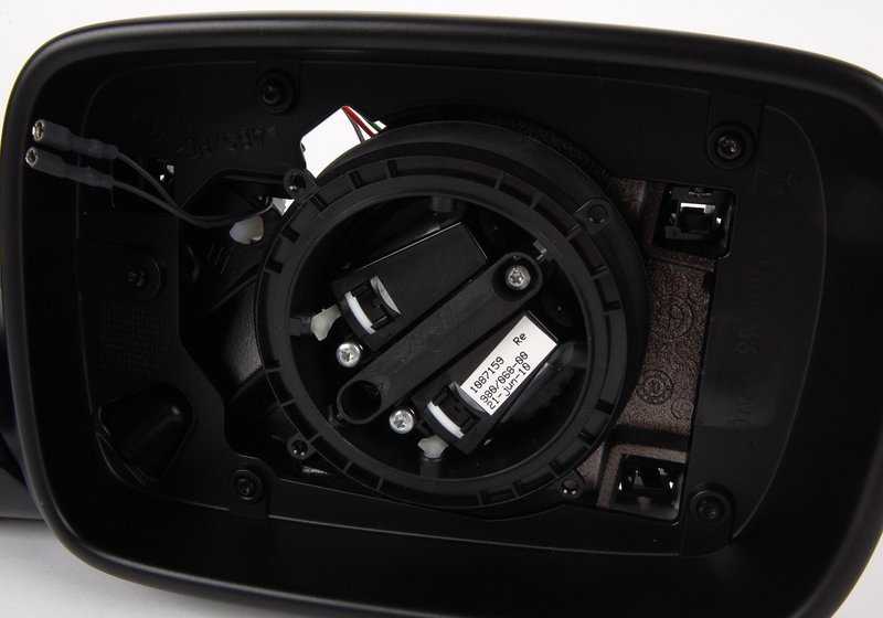 Espejo retrovisor derecho calefactable OEM 51167890484 para BMW E46. Original BMW.