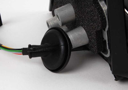 Espejo retrovisor derecho calefactable OEM 51167890484 para BMW E46. Original BMW.