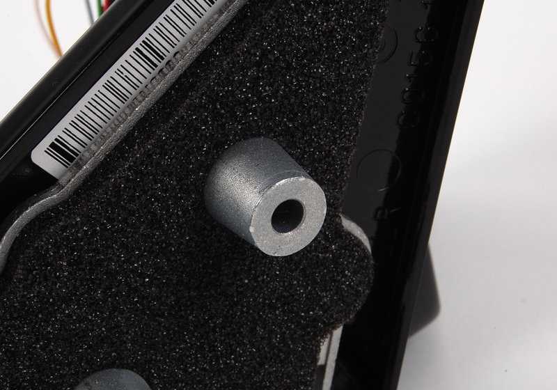 Espejo retrovisor derecho calefactable OEM 51167890484 para BMW E46. Original BMW.