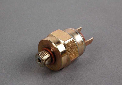 Sensor de presión de aceite OEM 34351182270 para BMW E28, E34, E24, E23, E32, E31. Repuesto original BMW.