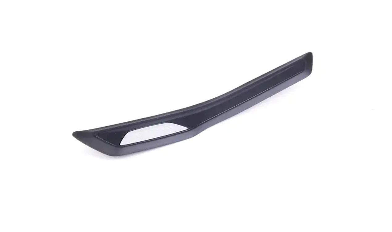 Moldura de umbral M trasera derecha OEM 51478054234 para BMW F30, F31, F80 M3… y más. Original BMW.