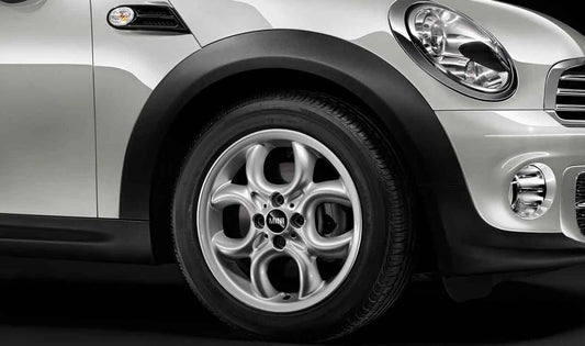 Llanta de aluminio 16" 4 agujeros radios circulares OEM 36116791942 para MINI R56, R55, R57, R58, R59... y más. Original MINI.