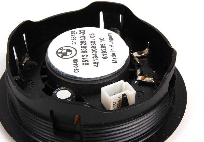 Altavoz agudo OEM 65138362940 para BMW E36. Pieza original BMW.
