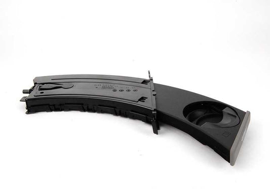 OEM 51459173465 Holder esquerdo para BMW E90, E90N, E91, E91N, E92, E92N, E93, E93N. BMW original. Ideal para substituir bebidas danificadas ou perdidas. Acabamento cinza cromado.