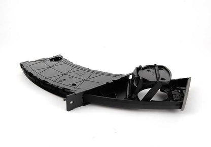 OEM 51459173465 Holder esquerdo para BMW E90, E90N, E91, E91N, E92, E92N, E93, E93N. BMW original. Ideal para substituir bebidas danificadas ou perdidas. Acabamento cinza cromado.