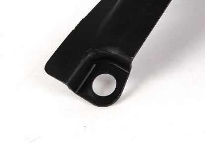 Cubierta soporte motor trasero izquierdo OEM 51718222129 para BMW E39. Original BMW.