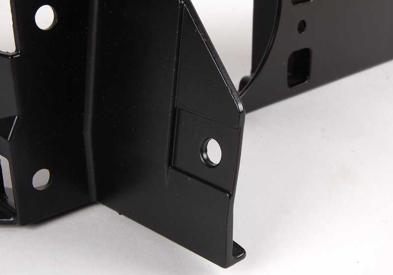 Soporte pared frontal izquierda OEM 51647008847 para BMW E63, E64. Original BMW.