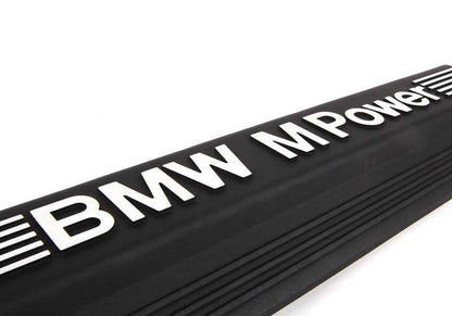 Couverture motrice (AbdckHaube) OEM 11121317408 pour la série BMW 5 E34. BMW d'origine.