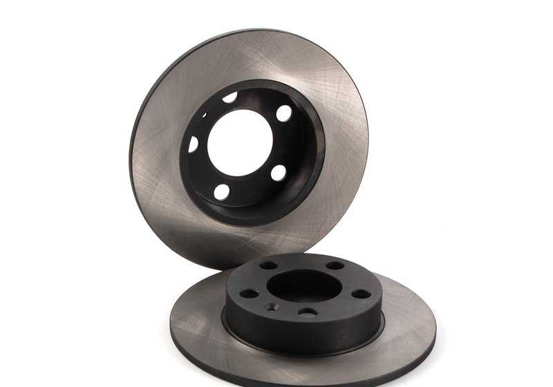 Couverture motrice (AbdckHaube) OEM 11121317408 pour la série BMW 5 E34. BMW d'origine.