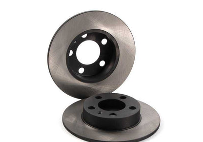 Couverture motrice (AbdckHaube) OEM 11121317408 pour la série BMW 5 E34. BMW d'origine.