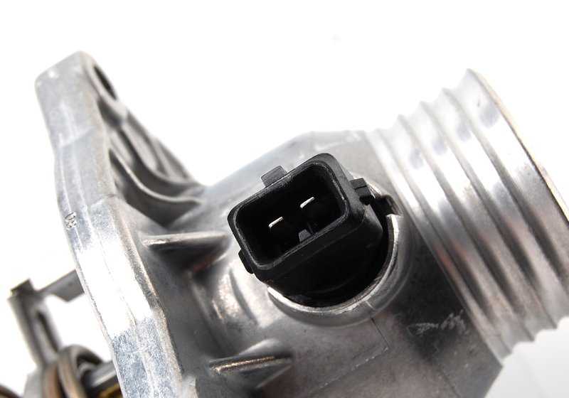 Termostato con control de mapa OEM 11531437526 para BMW E39, E38. Original BMW.