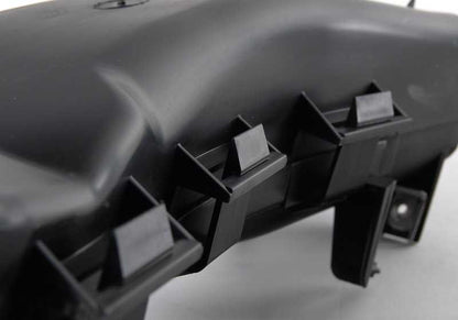 Guía de aire delantera derecha para BMW E90, E91 (OEM 51747160610). Original BMW.