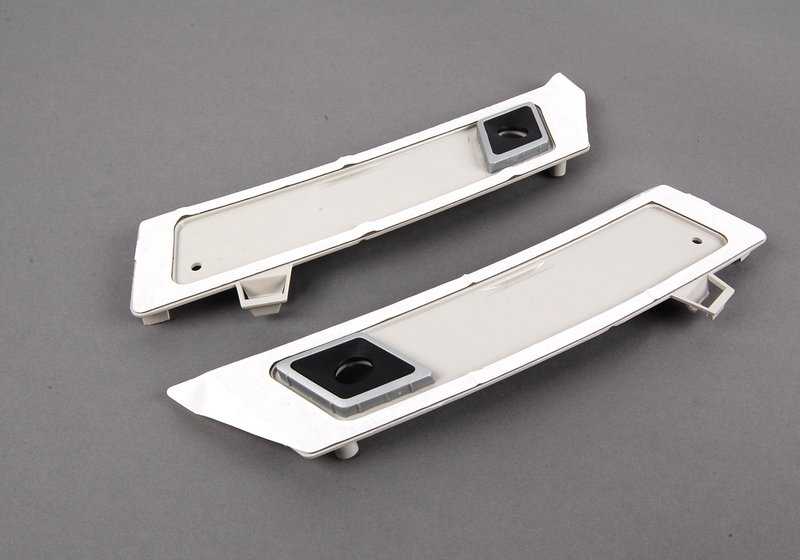 Side Marker Light Set for BMW E70N (OEM 63147274432). Original BMW