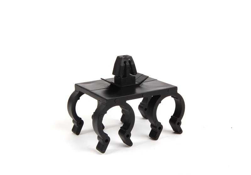 Clipe para BMW Série 3 E36, E46 e MINI F54, F55, F56, F57, F60, R50, R53, R55, R56, R57, R58, R59, R60 (OEM 13531247441). BMW original