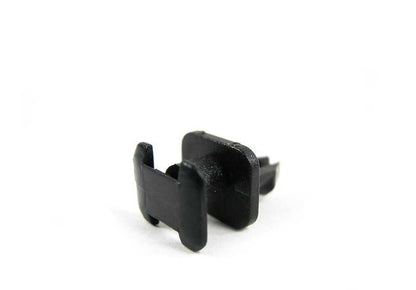Clip de fijación (Sujeción OEM 51711928946) para BMW E34, E32, Z1. Compatible y original BMW.