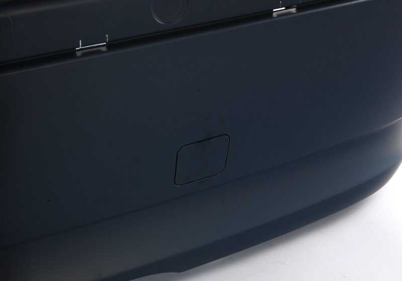 Capa de para-choque traseiro preparada para BMW Série 3 E46 (OEM 51127030591). BMW originais.