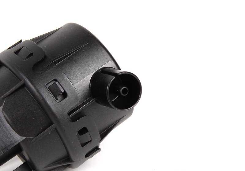 Válvula de vacío derecha OEM 51117190662 para BMW Serie 5 E60, E61. Pieza original BMW.