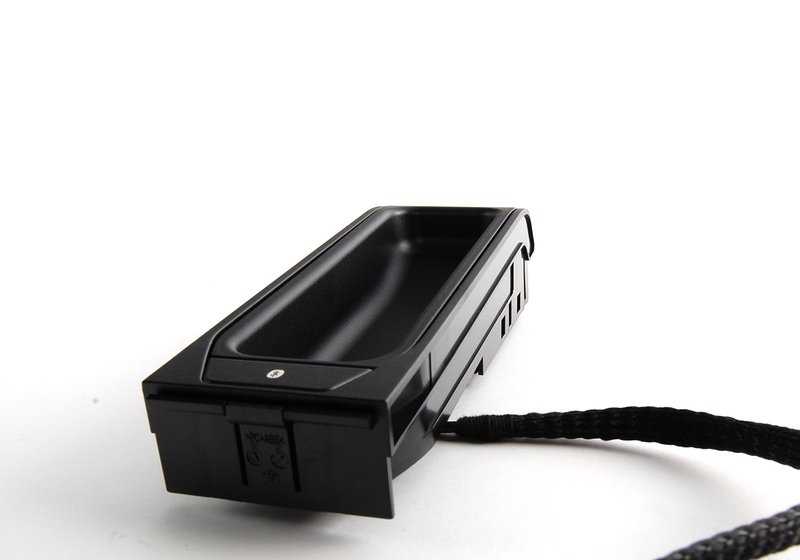 OEM mobile phone base 84109168940 for BMW E46, E39, E83, E53, E85, E86. Original support for central console. Original BMW piece.