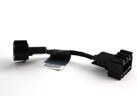 Cable adaptador Eject-Box OEM 84109205271 para BMW E46, E39, E83, E53, E85, E86. Ideal para conectar dispositivos en modelos compatibles. Original BMW.