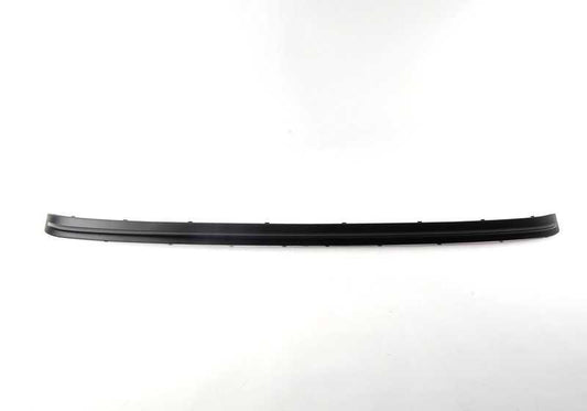 Embelens traseiros OEM 51128208926 para BMW E46. Substituição original da BMW. Adequado para modelos com referência de montagem Verkleidung Hinten i513230.