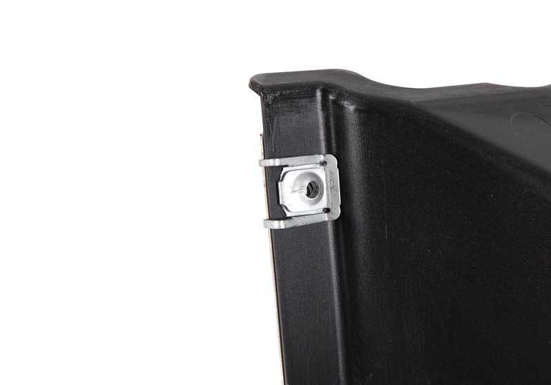 Conducto de aire derecho OEM 51747900824 para BMW E90, E92, E93. Original BMW.