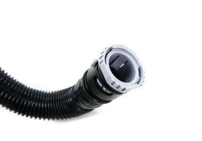 Tubo di ricircolo dell'aria OEM 11657556556 per BMW E82, E88, E90, E91, E92, E93. BMW originale.