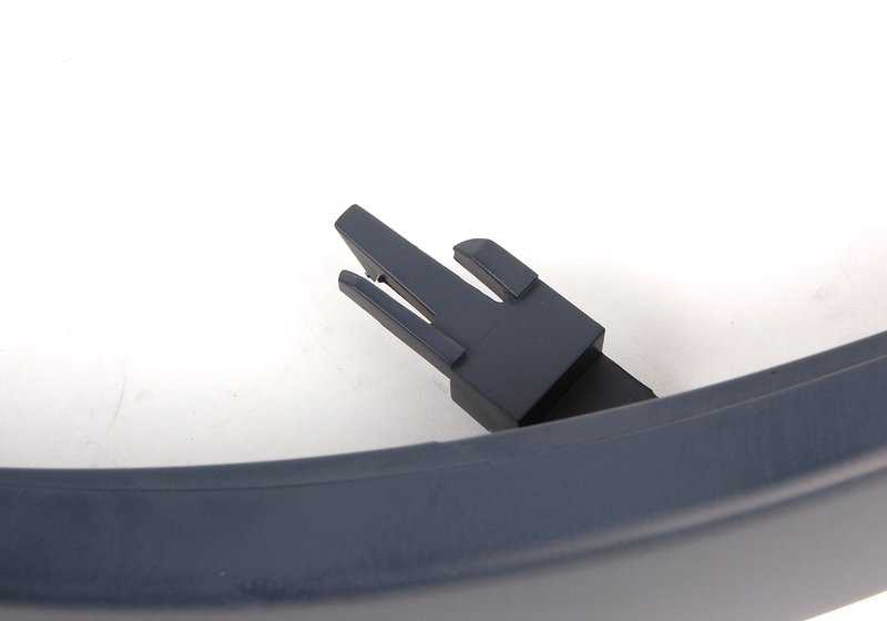 Moldura con aparejo derecho OEM 51138227642 para BMW Serie 3 E46. Original BMW.