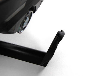 Compuerta de aire inferior pasiva OEM 51117178119 para BMW E60, E61. Pieza original BMW.