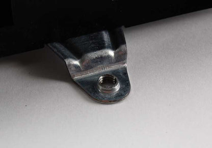 Amplificador HiFi OEM 65128374535 para BMW Serie 5 E39. Repuesto original BMW.