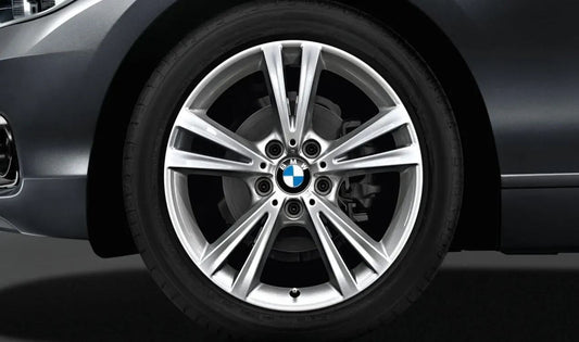 Double radio en aluminium Tire 385 pour la série BMW 1 F52, série 2 F45, F46 (OEM 36116855086). BMW d'origine.