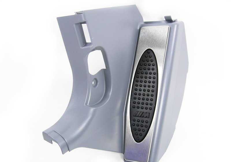 Revestimiento lateral reposapiés M delantero izquierdo OEM 51437902390 para BMW Serie 3 E46. Original BMW.