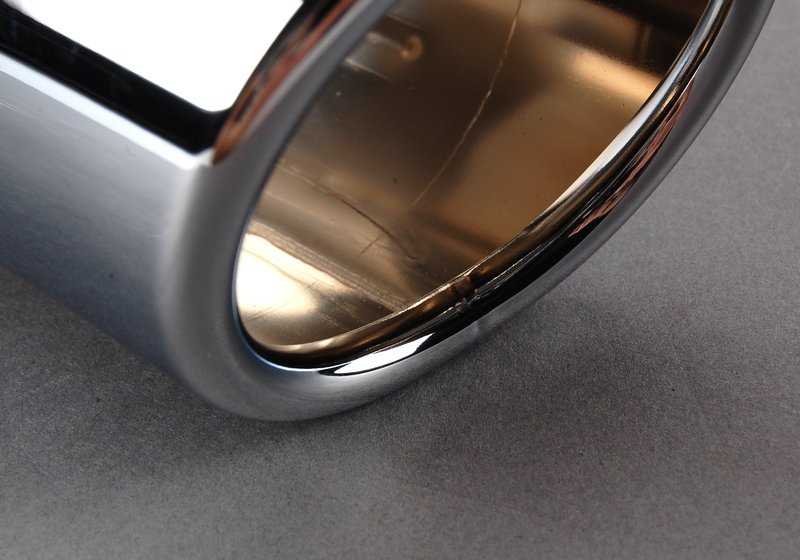 OEM chrome exhaust embellgery 18107511433 for BMW E46. Compatible with intermediate and rear escape systems 180427, 180435, 180455, 180460, 180500. Original BMW.
