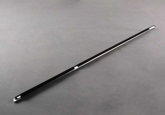Cubierta pozo exterior derecha OEM 51348194760 para BMW Serie 3 E46 (1998-2004). Original BMW.