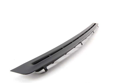 OM 64228173068 RIGHT UPPER COVER FOR BMW E36. Original BMW.