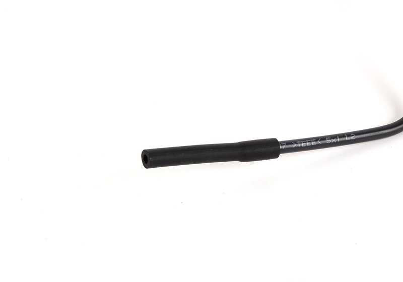 Tubo de vácuo para BMW Série 5 E39, Série 7 E38, X5 E53, Z8 E52 (OEM 13321437692). BMW original