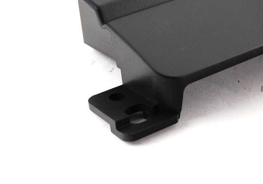 Couverture aveugle pour Radio OEM 65128229147 pour BMW E46. Pièce BMW originale. Idéal pour couvrir le trou de rayon lorsqu'il n'est pas installé.