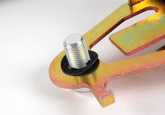 Corrente de segurança frontal direita com limitador de resistência do OEM 72118200854 para BMW E36. BMW original.